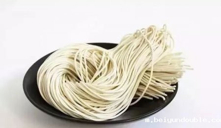 如何让鲜湿面条更有“嚼劲”？从加工工艺和配方分析分析